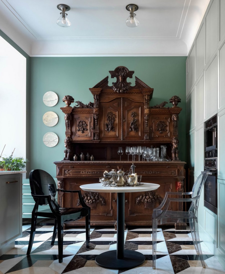 Антиквариат в интерьере