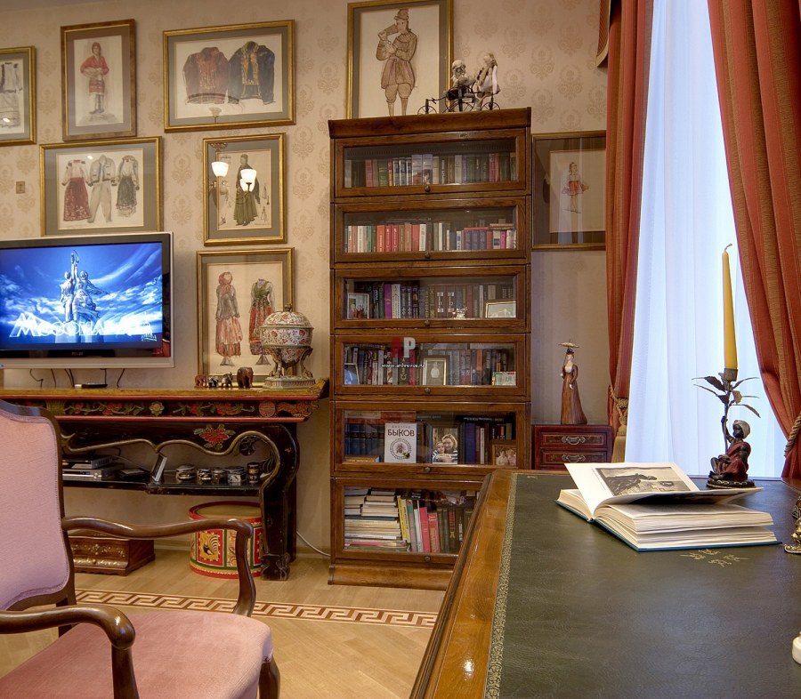 Комната коллекционера