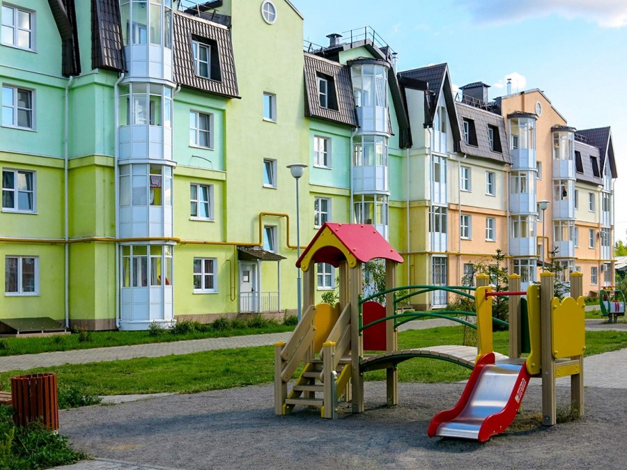 Пушкинский район поселок Лесной улица Советская 20