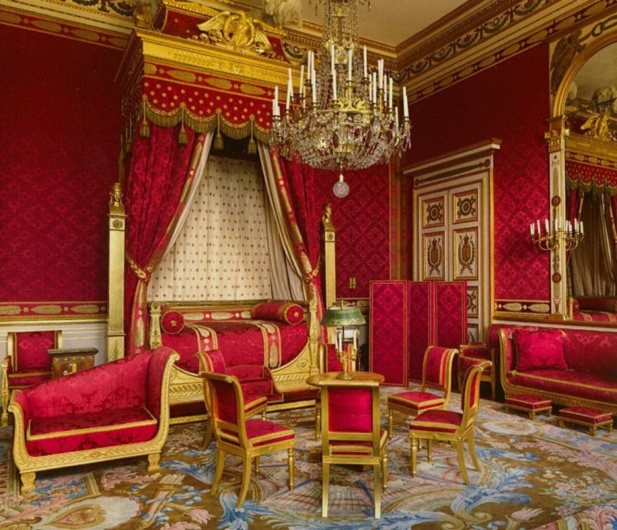 Стиль классицизм в интерьере