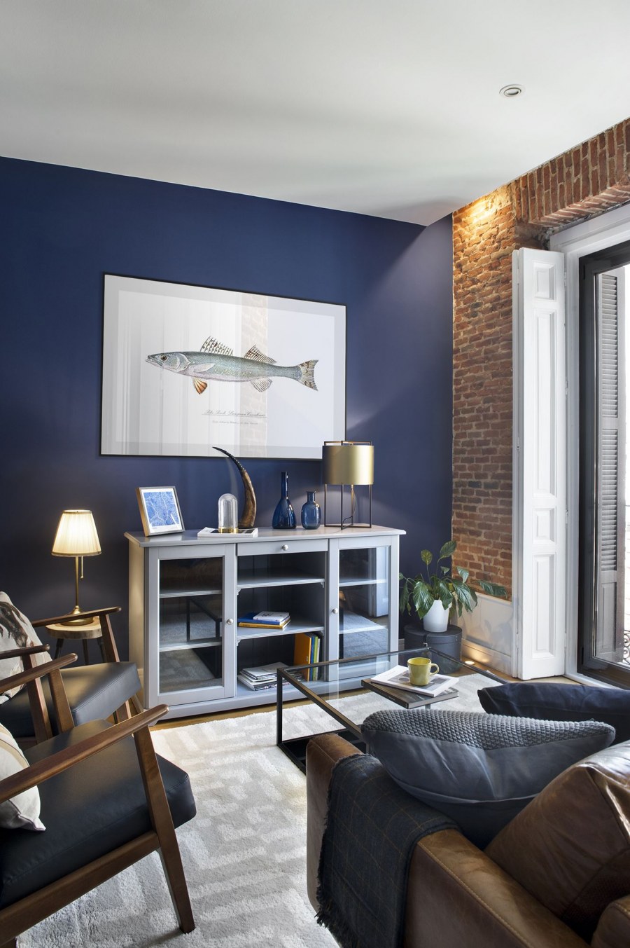 Гостиная лофт синяя