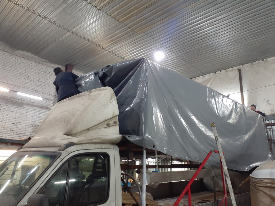 Тент для грузового автомобиля