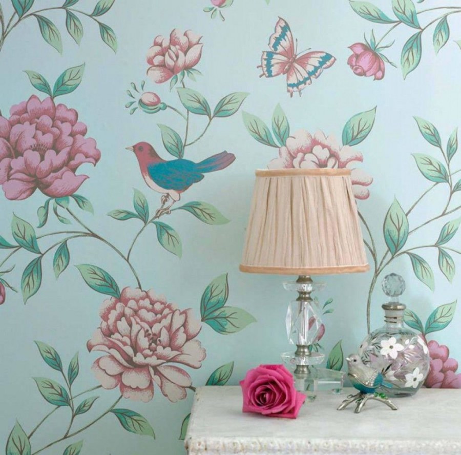 Цветочные обои в интерьере