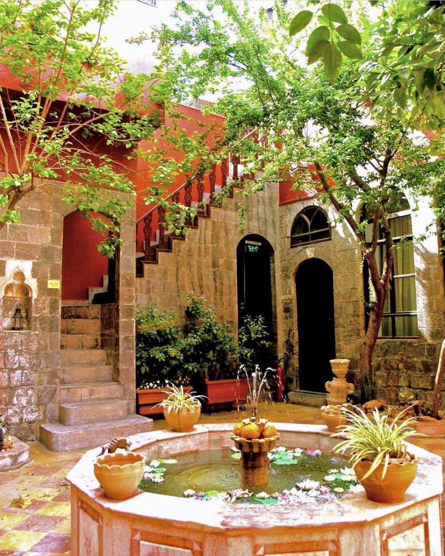 Испано мавританский патио