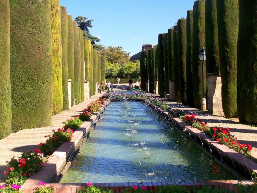 Испано-мавританский сад