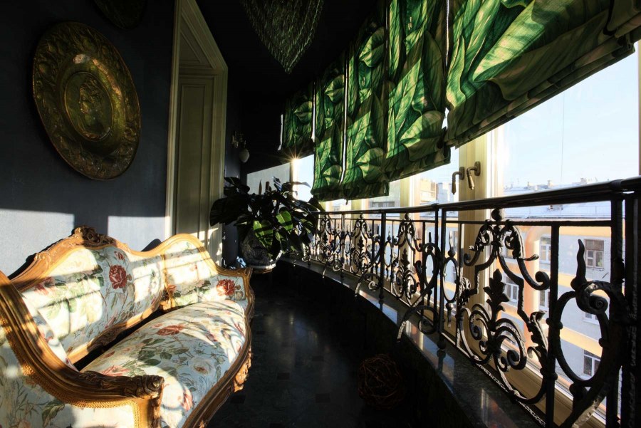 Интерьер балкона в Восточном стиле