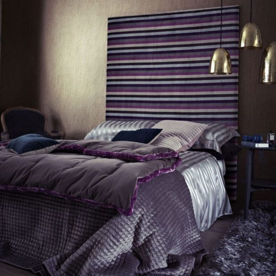 Спальня в коричнево фиолетовых тонах