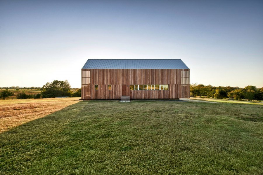 Деревенский Амбар стиль