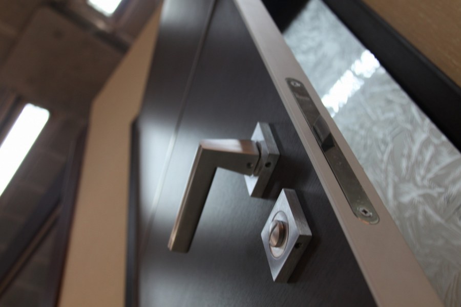 1e скрытые петли профиль Дорс