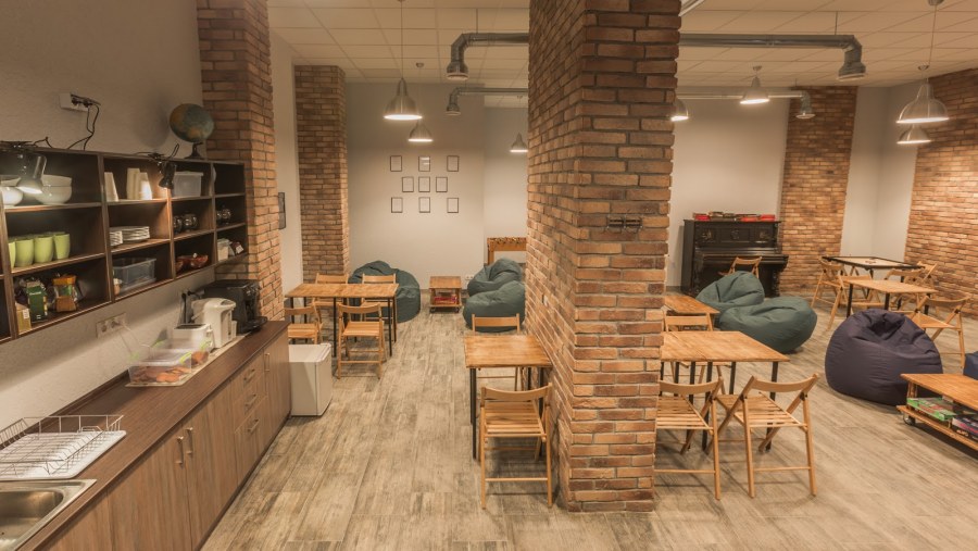 Креативный дизайн антикафе