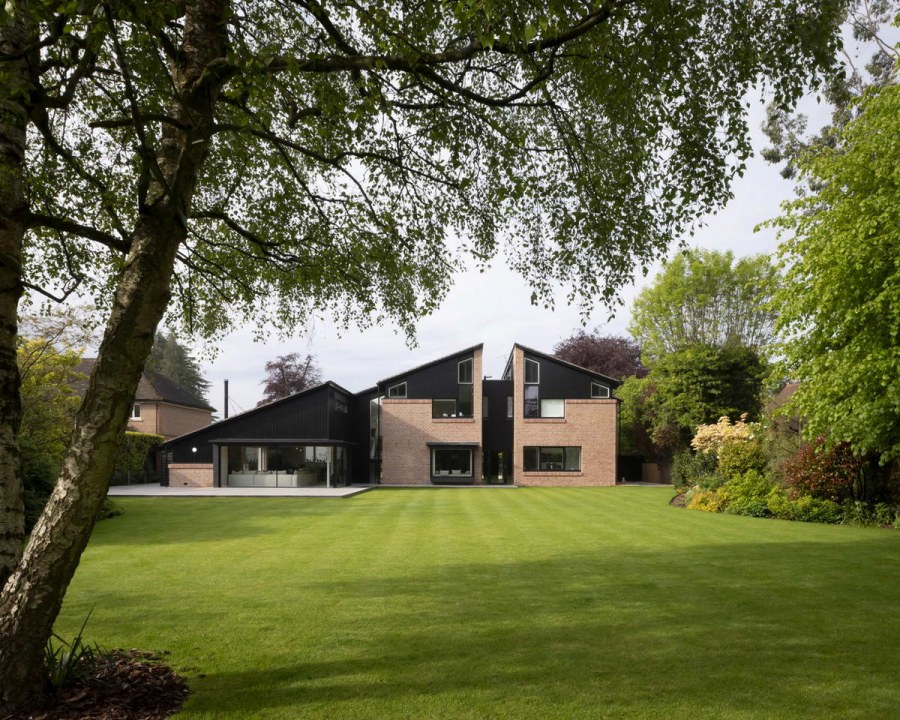 Разрезанный дом