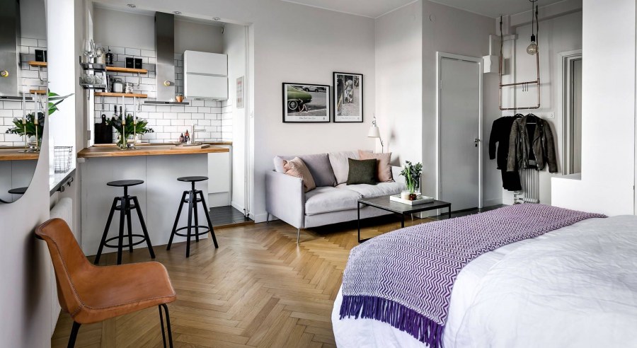 Как обставить маленькую квадратную спальню эконом класса