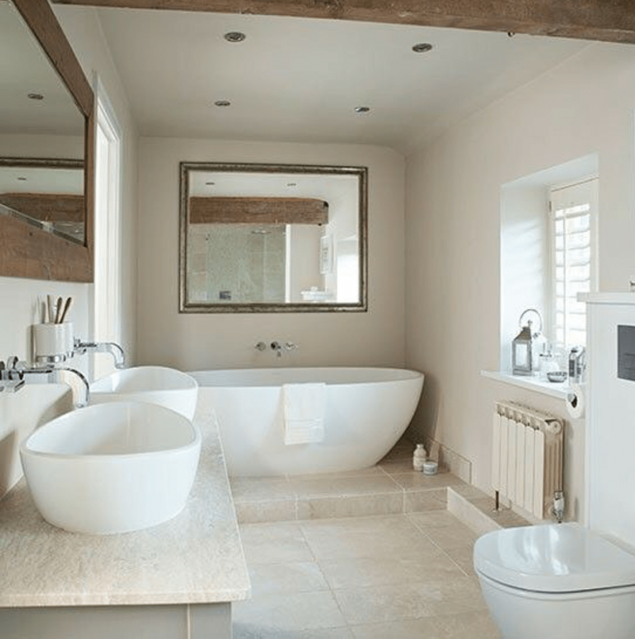 Деревянная ванная комната