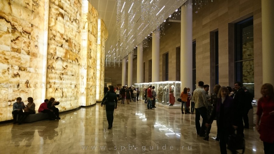 Мариинский театр внутри фойе