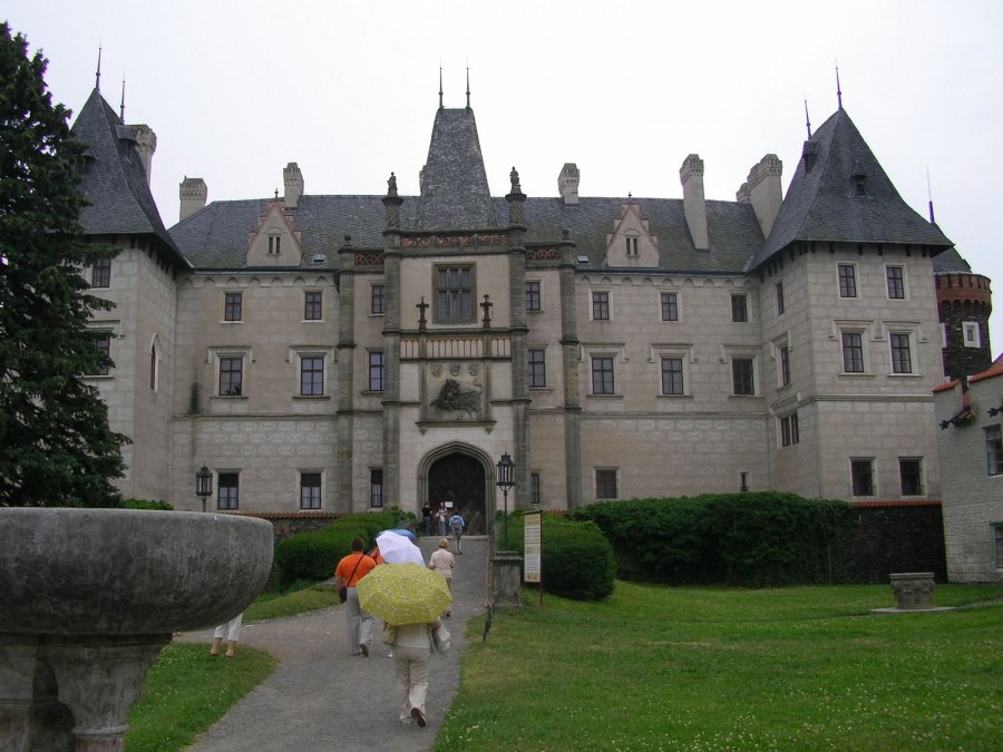 Неоготика в архитектуре 19 века