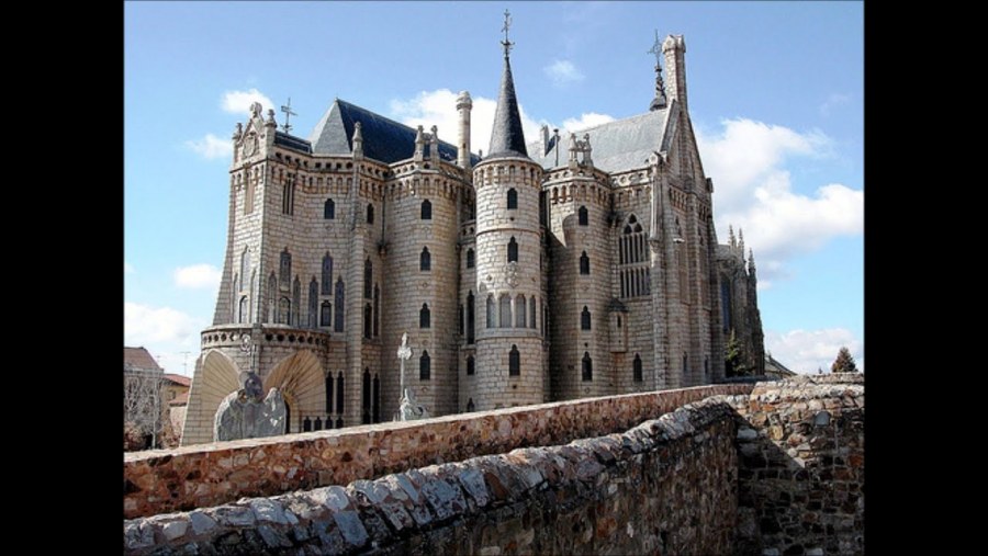 Епископский дворец