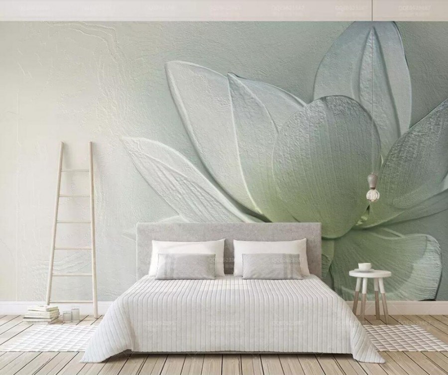 Лотос на стене