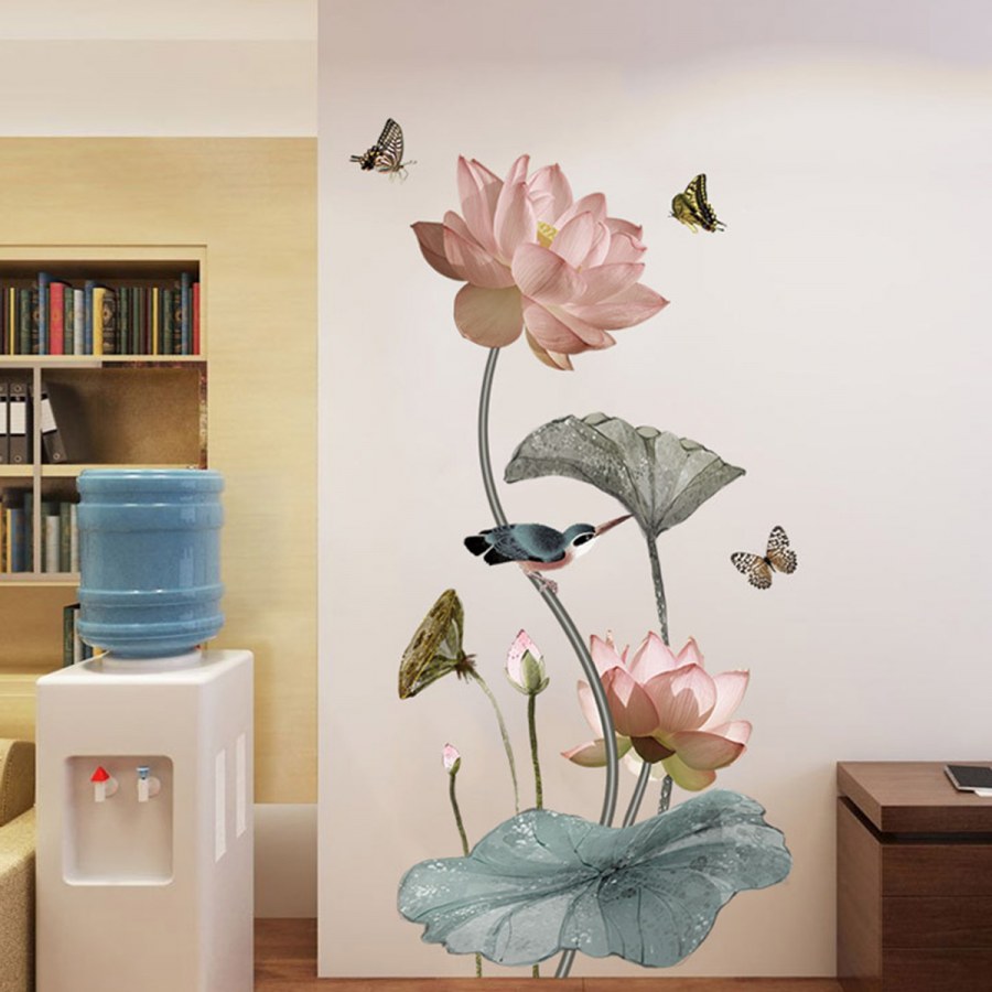 Роспись на стене Лотосы