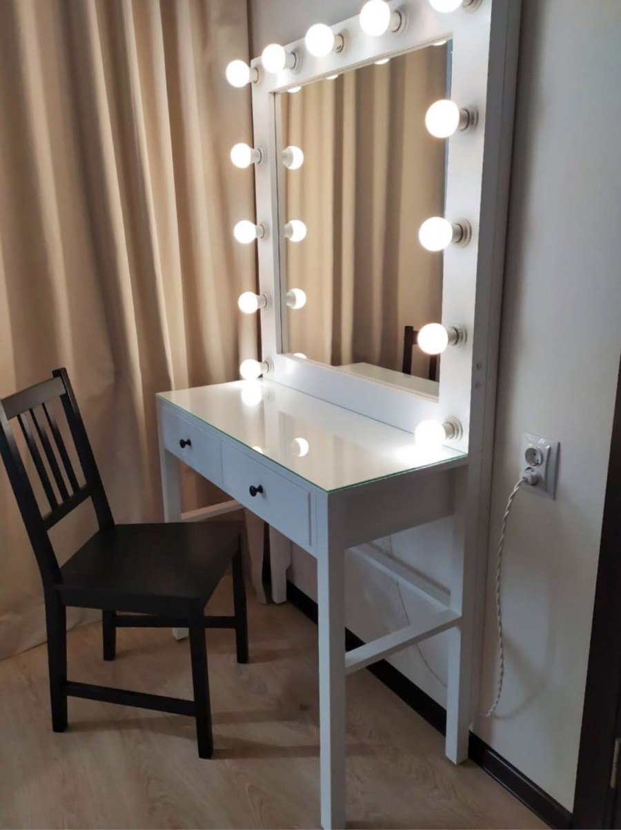 Безрамное гримерное зеркало