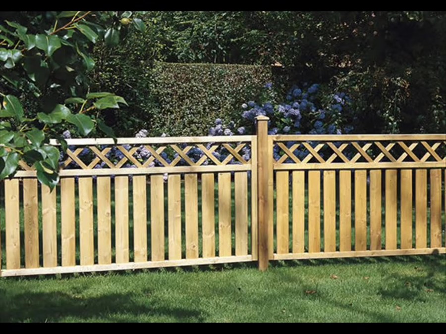 Деревянный забор горизонтальный штакетник