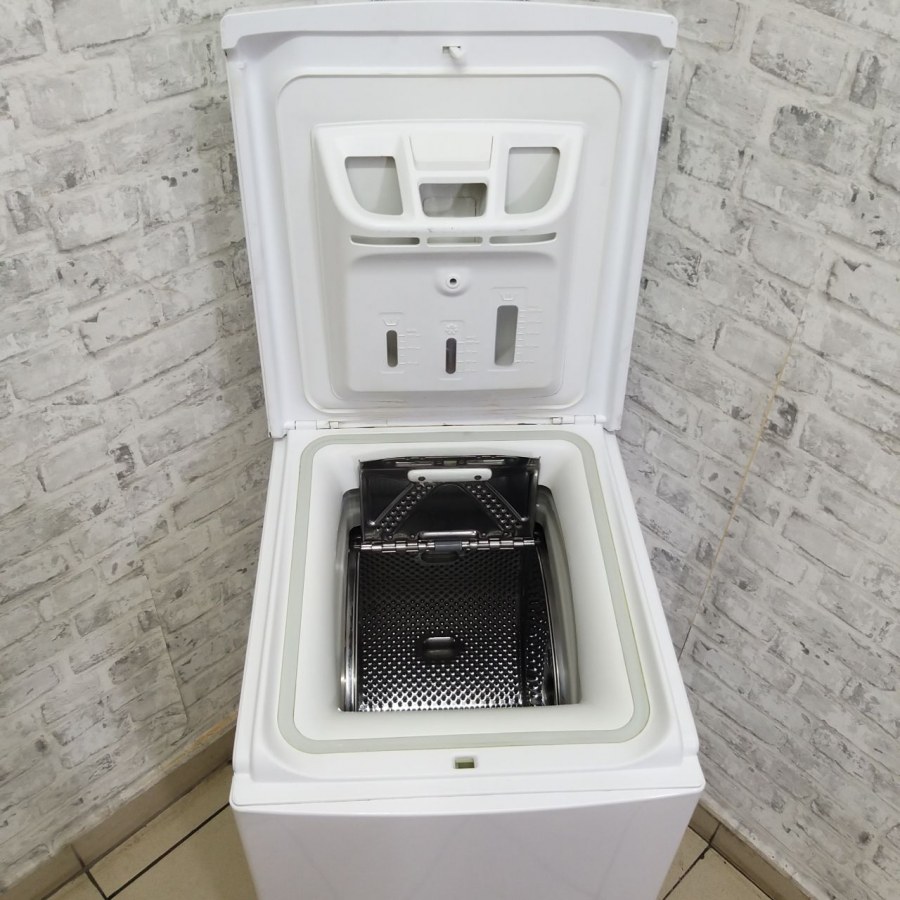 Стиральная машина Ignis LTE 6010 City