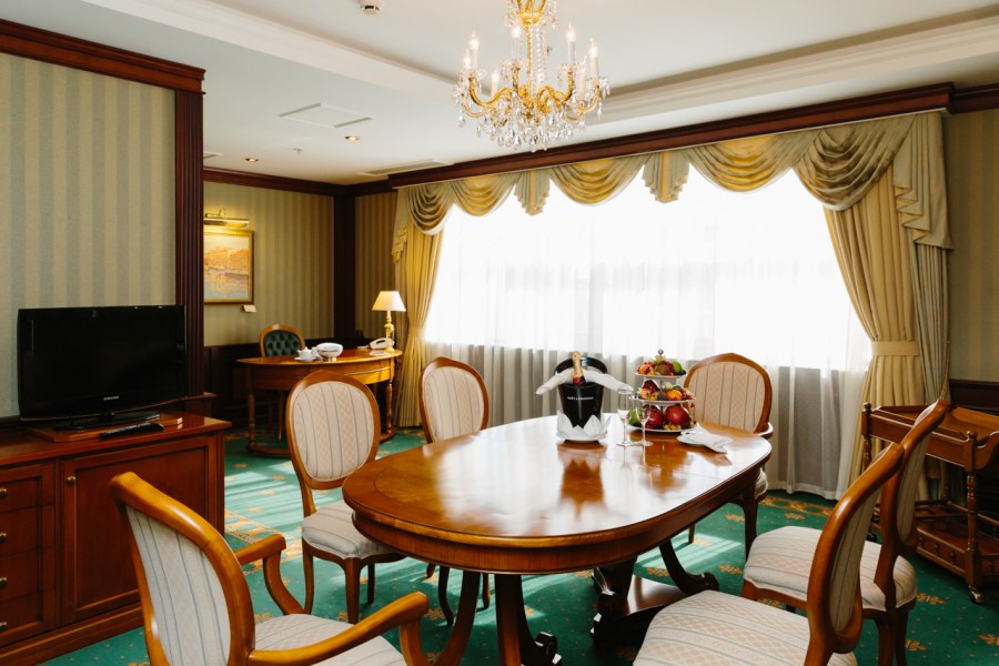 Гранд Эмеральд Санкт-Петербург