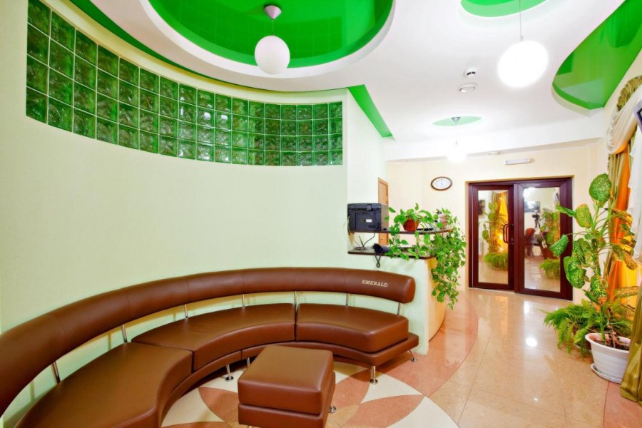 «Эмеральд» гостиничный комплекс