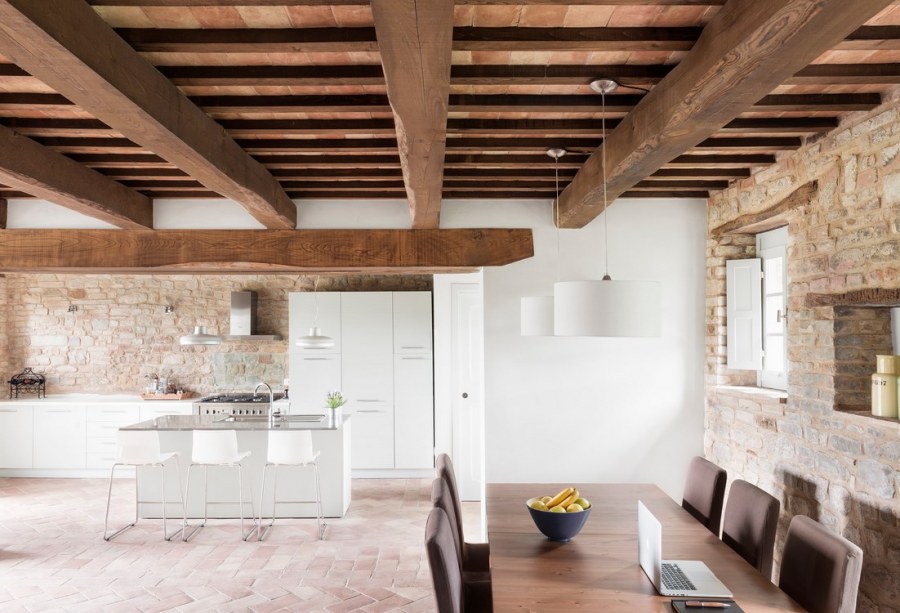 Фальшбалки в интерьере лофт