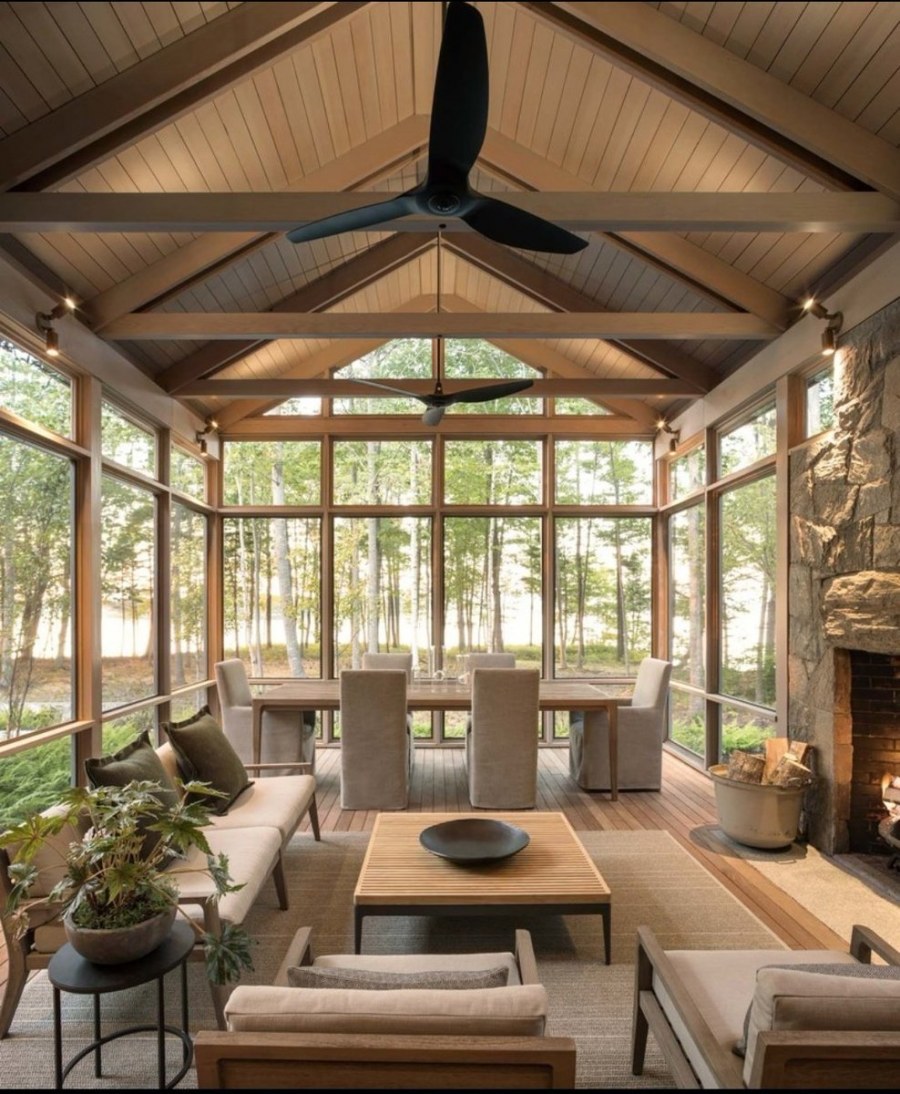 Уютная веранда на даче