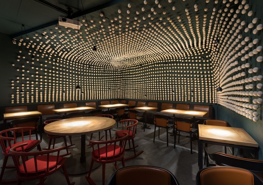 Необычные интерьеры баров