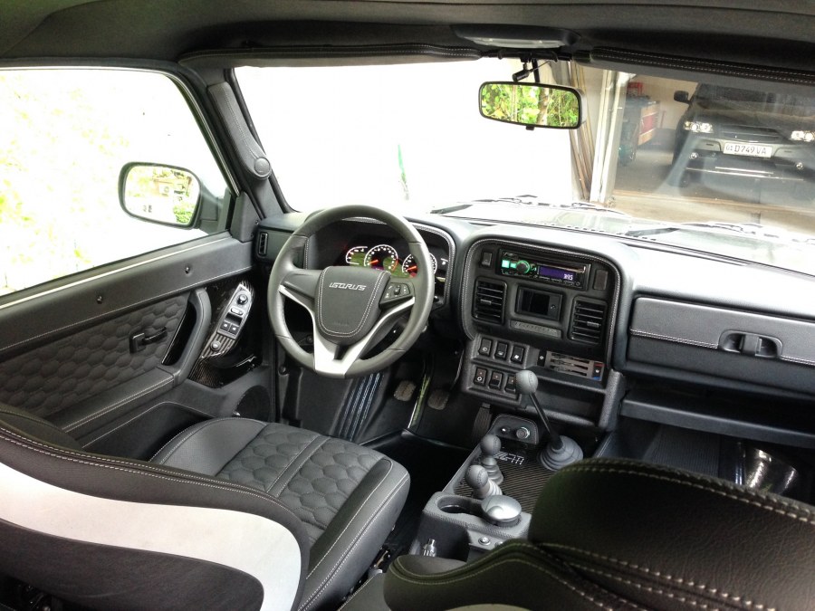 Lada Niva 4x4 салон