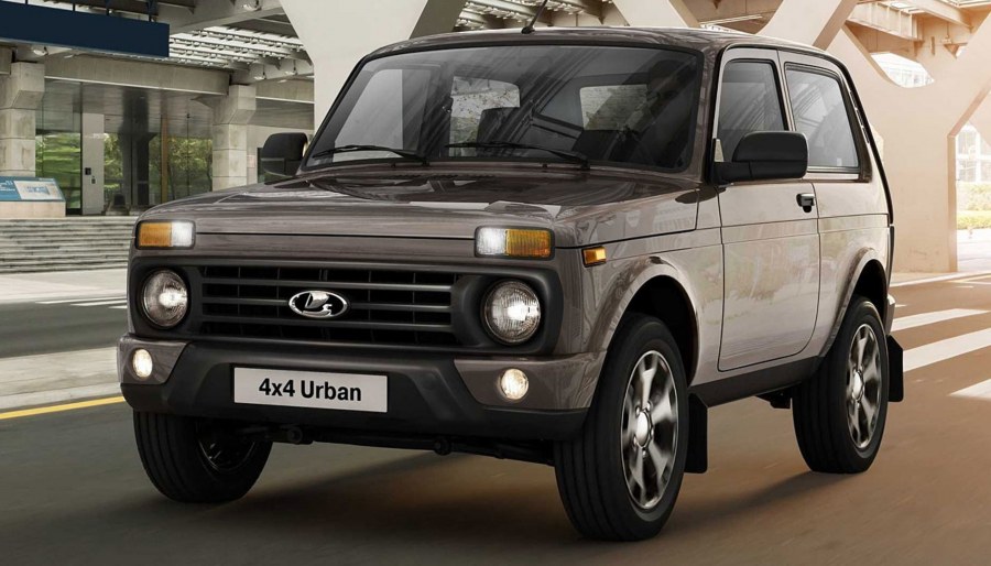 Консоль на ниву 21214