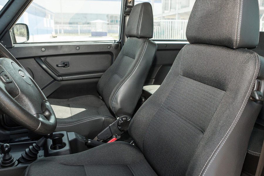 Лада Нива Бронто салон