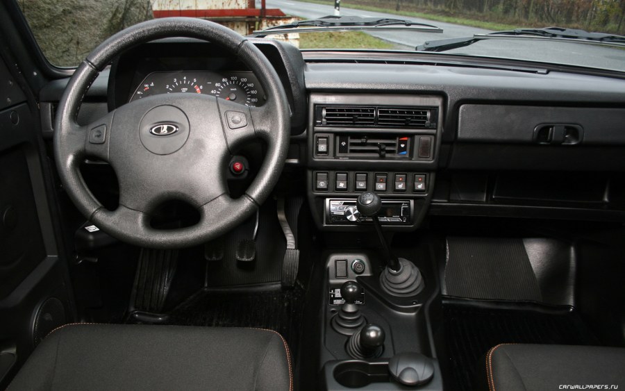 Lada 4x4 Urban салон
