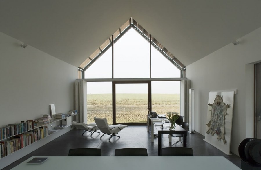 Барнхаус с панорамными окнами