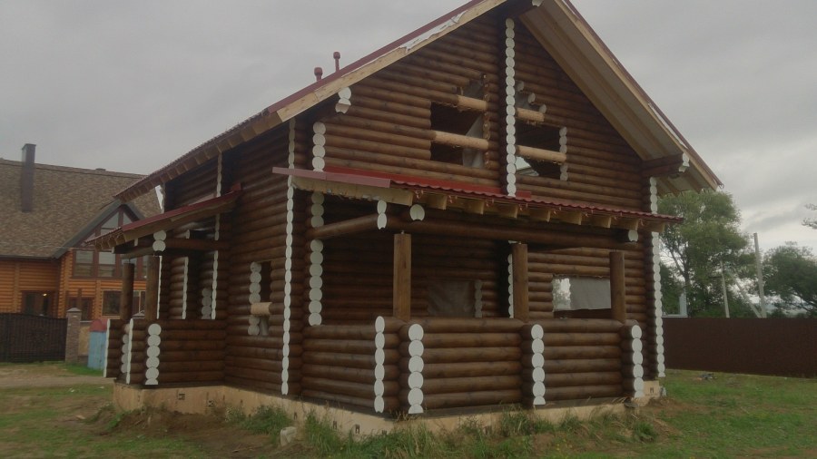 Сруб цвета палисандр