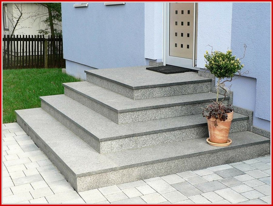 Бетонные ступеньки для крыльца