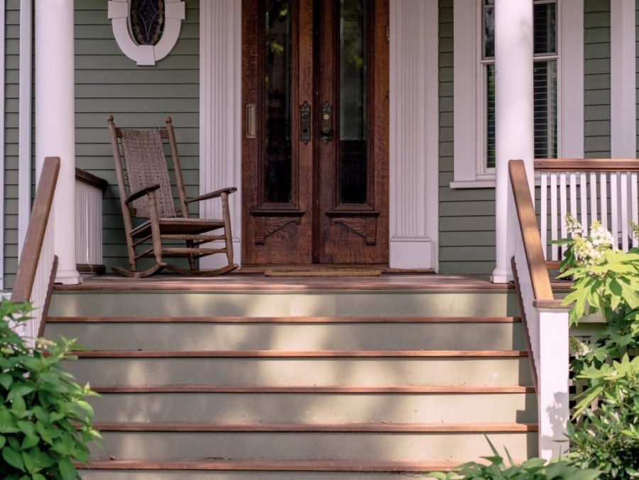 Крыльцо на даче