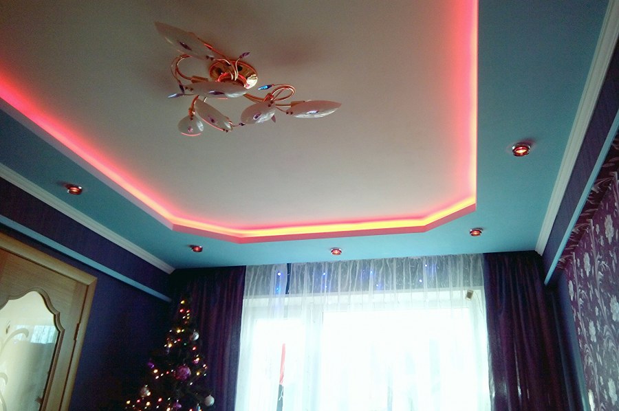 Фигурные двухуровневые потолки