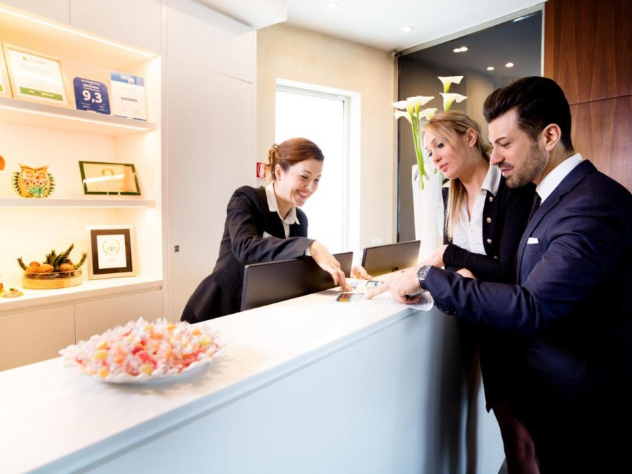 Гости в отеле