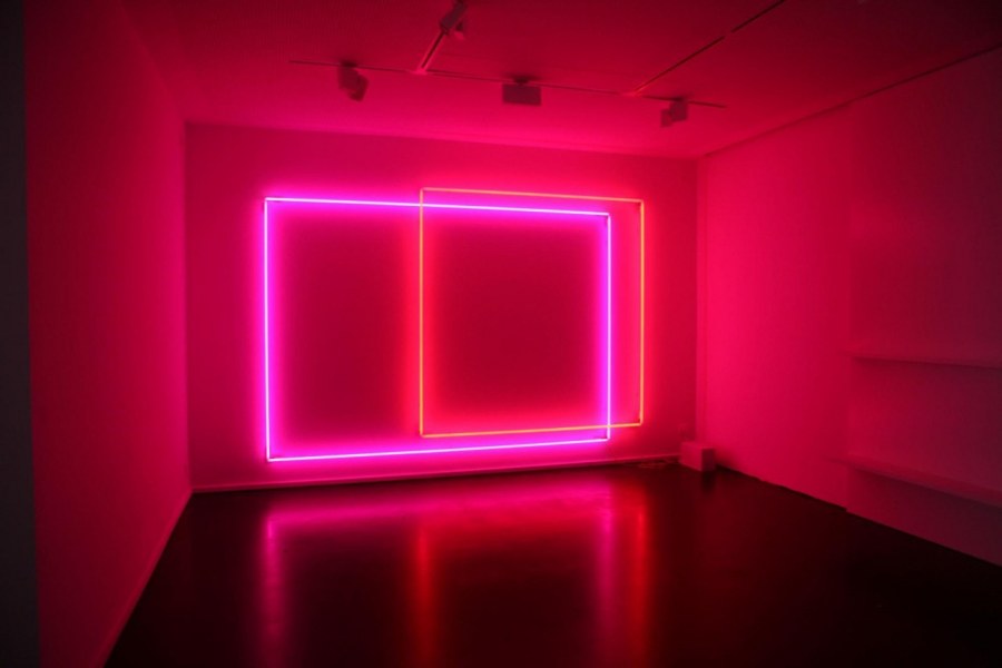 Неоновая подсветка