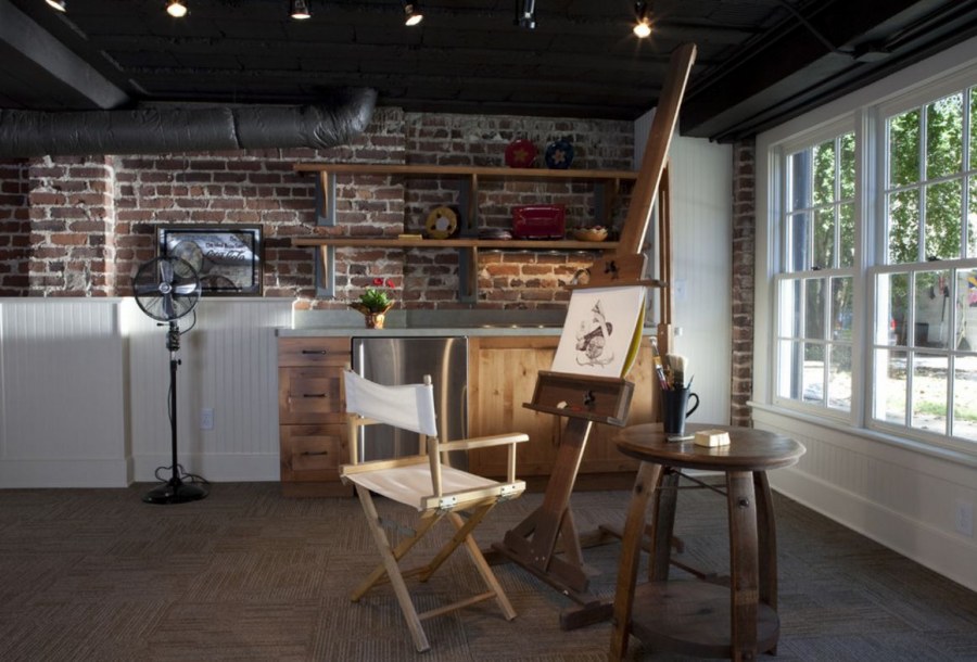 Интерьер мастерской художника