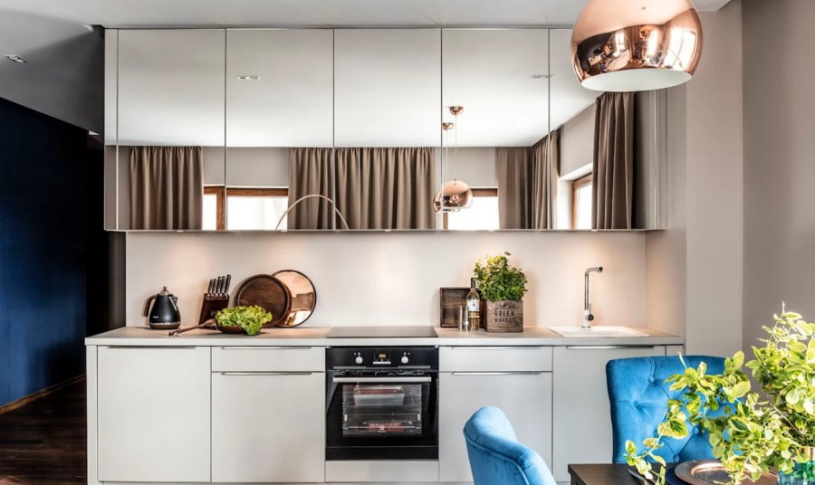 Зеркальный фартук