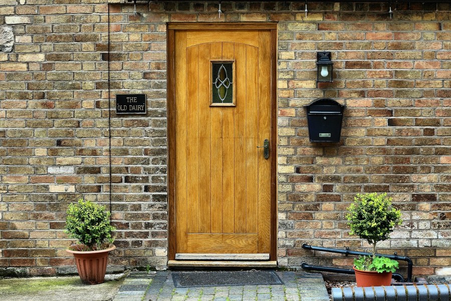 Окно снаружи