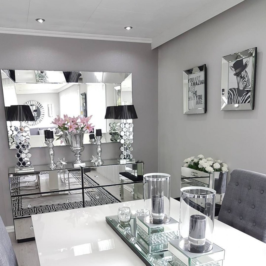 Интерьер салона в серых тонах