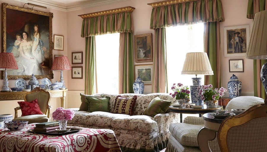 Гостиная в коньячных тонах