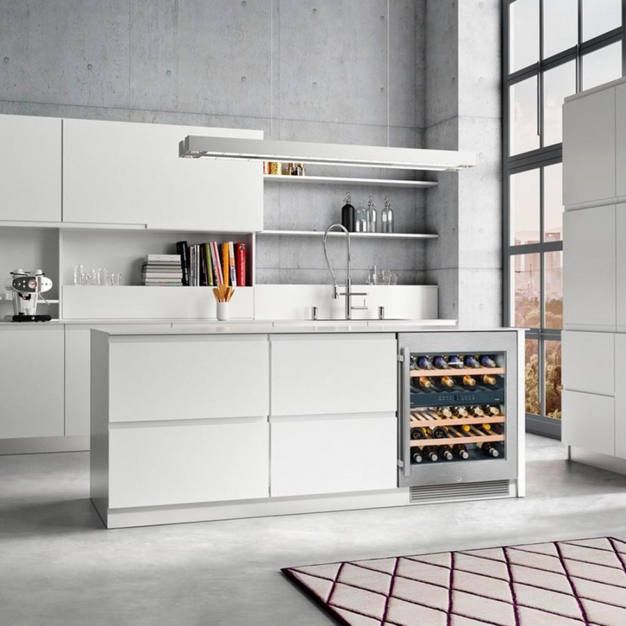 Встраиваемый винный шкаф Liebherr UWTES 1672