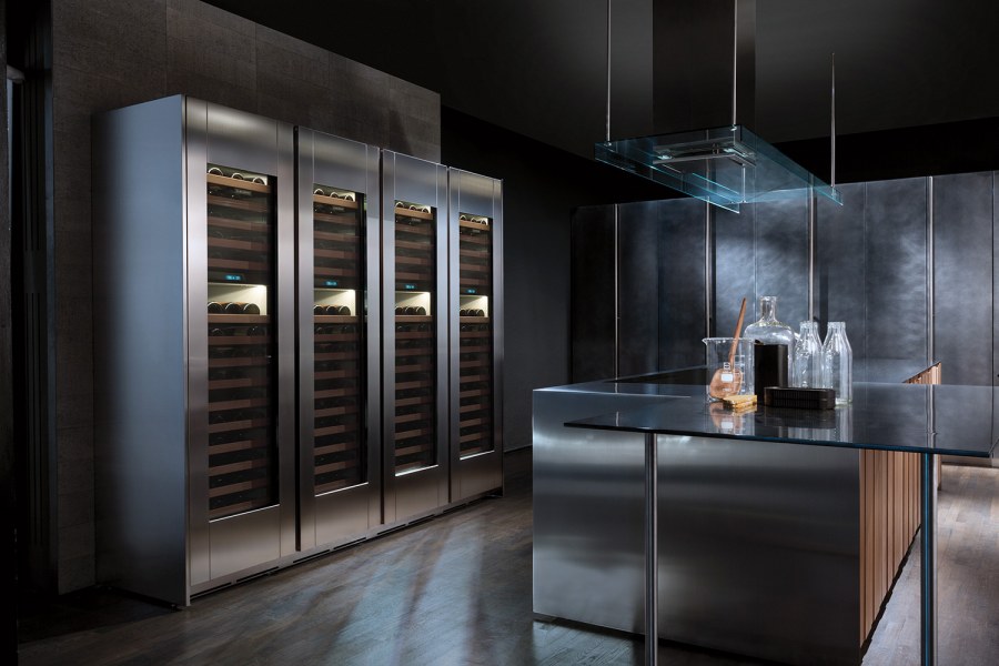 Винный шкаф Liebherr UWTES 1672 Vinidor