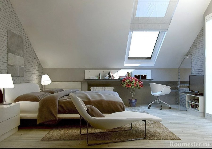 Комната мансарда с балконом для девочки