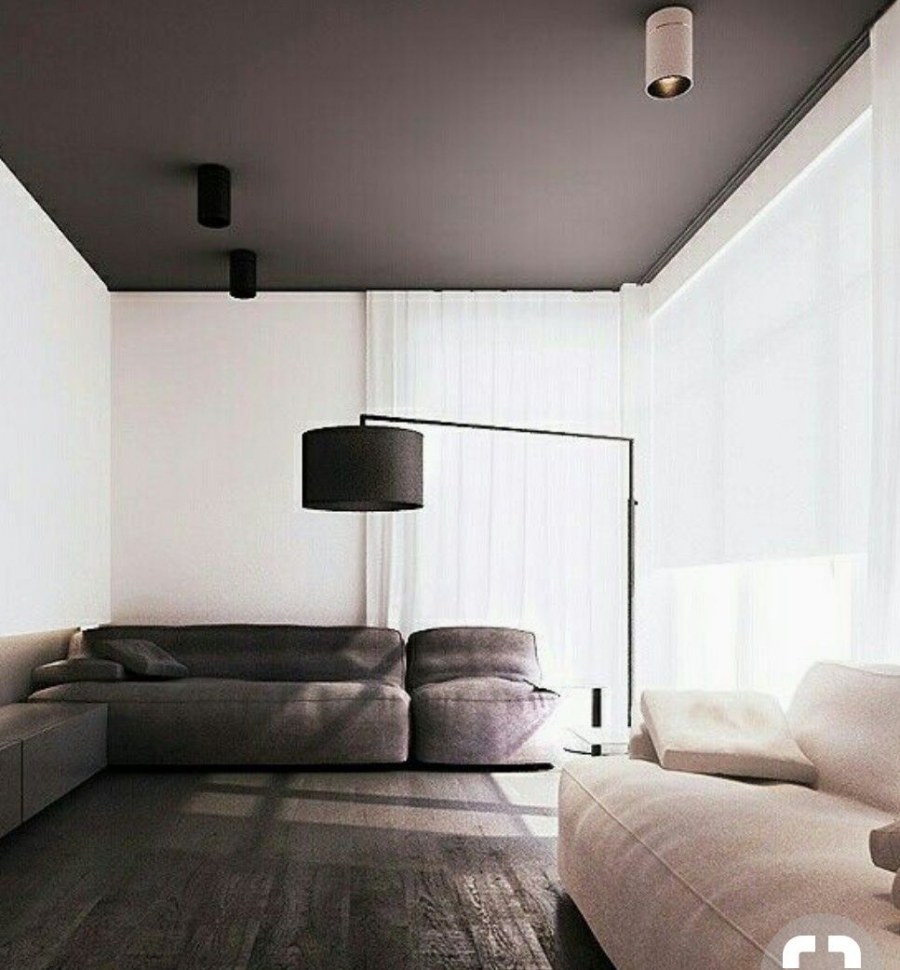 Черный потолок с балками